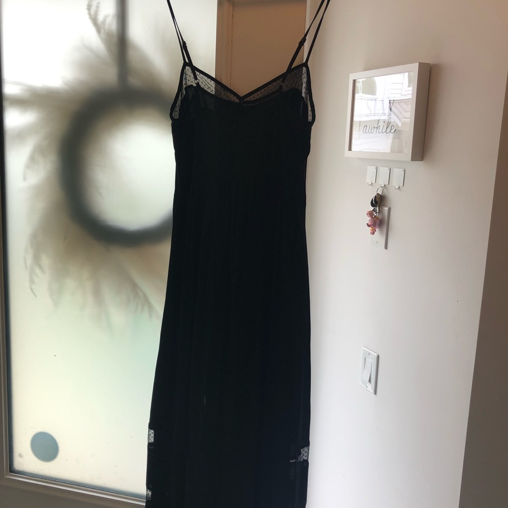 Black size medium midi dress